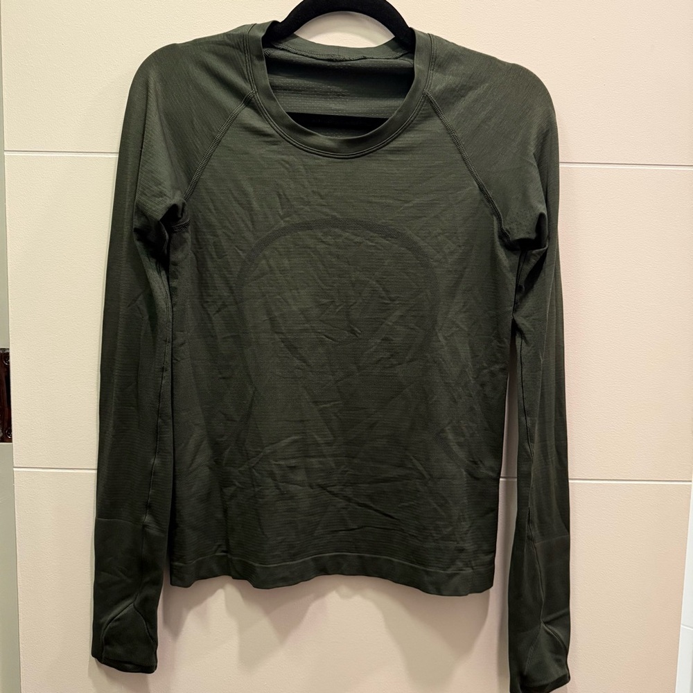 Lululemon Swiftly Tech Long Sleeve Top